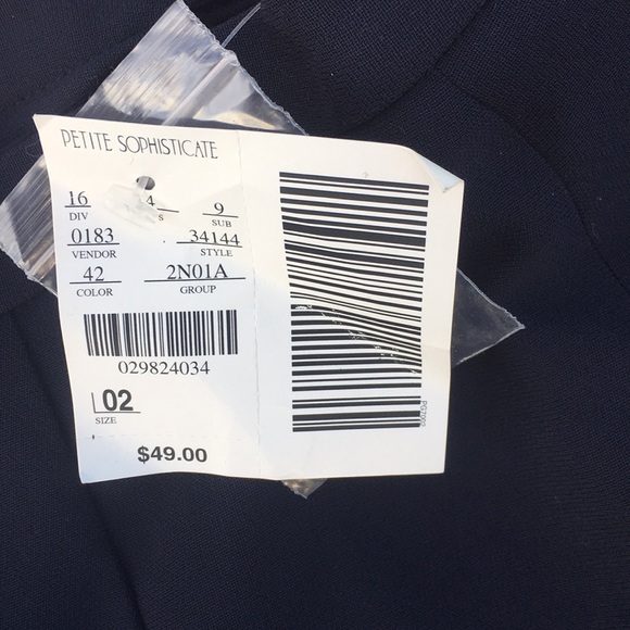 Navy Skirt - Picture 2 of 2